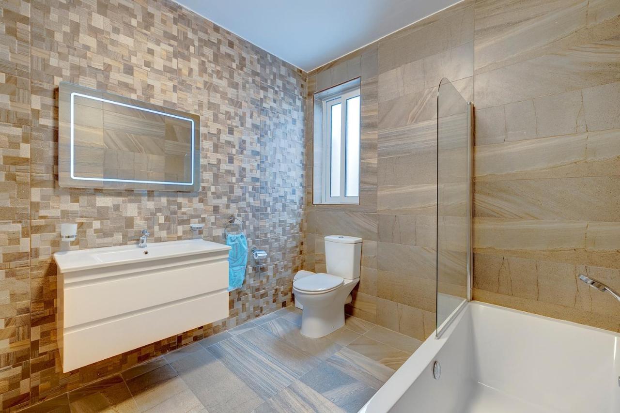 Modern 2br In St Julian's